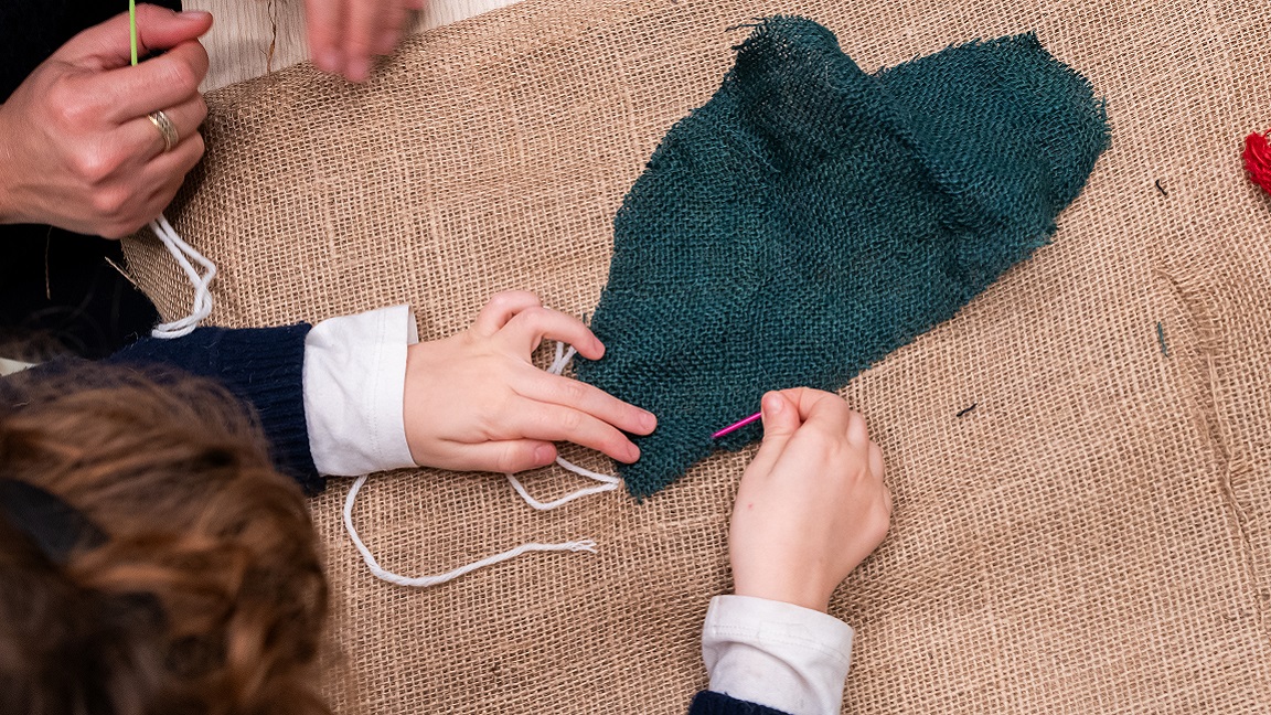 Tutto il mondo addosso - Laboratorio per famiglie con bambini 5-11 anni